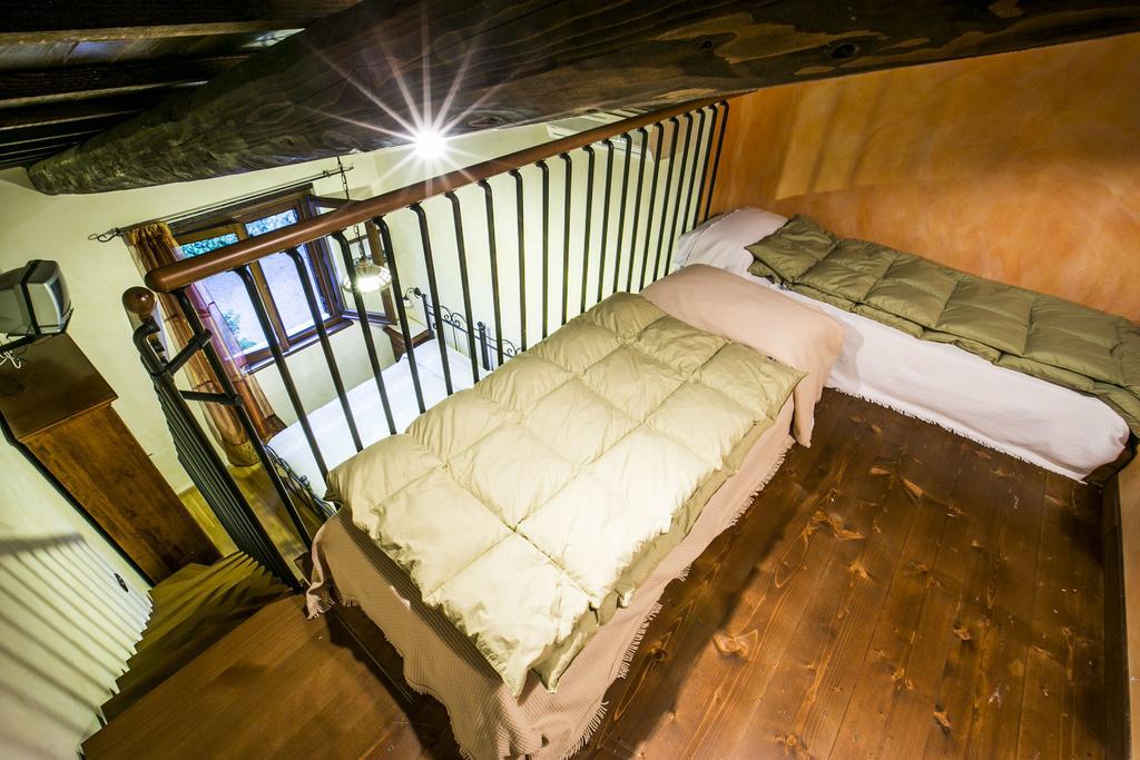 Agriturismo Col Morino Bed & Breakfast Pineto Ngoại thất bức ảnh